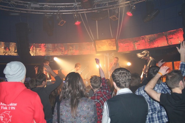 «Fire fest» - сектантский рок-фестиваль. Фото