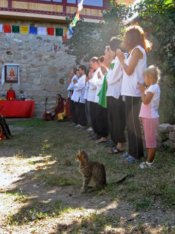Донецк. В Волновахском районе лама из Индии освятил местный «буддистский храм» (ФОТО)